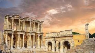Turkish Traditions: A Guide to Local Customs and Etiquette